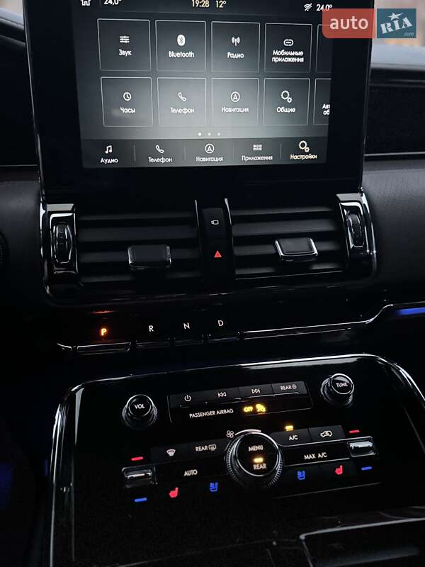 Внедорожник / Кроссовер Lincoln Navigator 2018 в Киеве фото 70 Внедорожник / Кроссовер Lincoln Navigator 2018 в Киеве