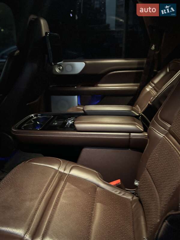 Внедорожник / Кроссовер Lincoln Navigator 2018 в Киеве фото 77 Внедорожник / Кроссовер Lincoln Navigator 2018 в Киеве
