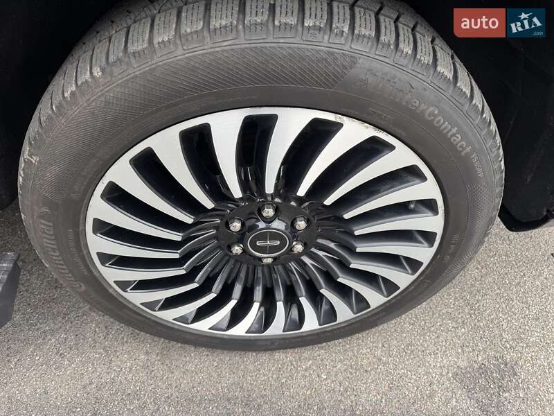 Внедорожник / Кроссовер Lincoln Navigator 2018 в Киеве фото 94 Внедорожник / Кроссовер Lincoln Navigator 2018 в Киеве