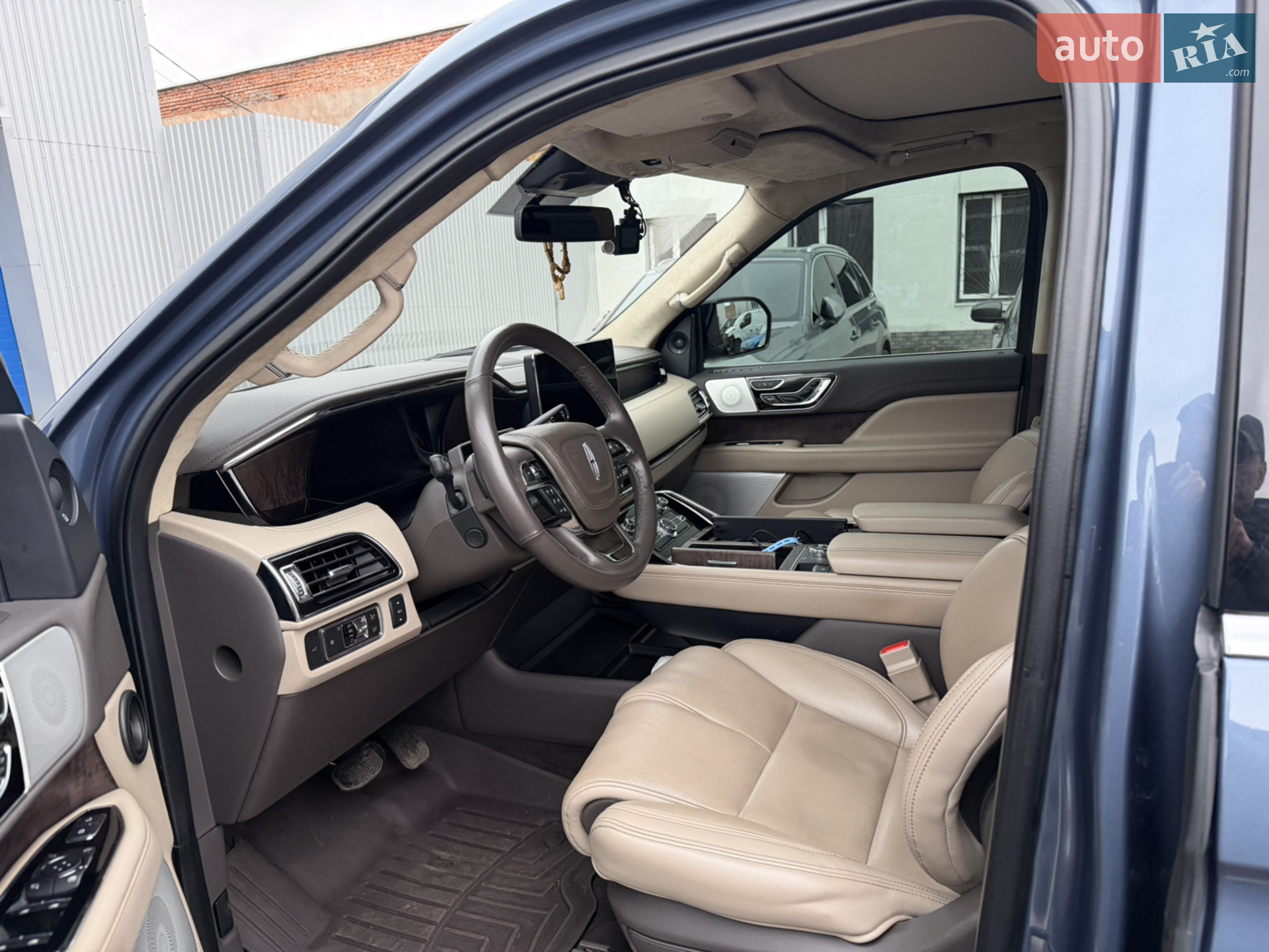 2022 Lincoln Navigator - мініатюра 7