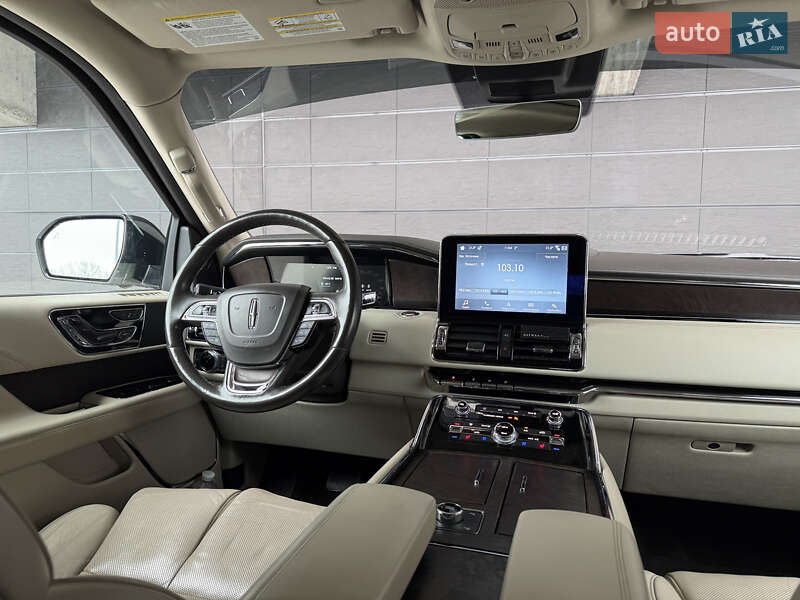Внедорожник / Кроссовер Lincoln Navigator 2018 в Киеве фото 17 Внедорожник / Кроссовер Lincoln Navigator 2018 в Киеве