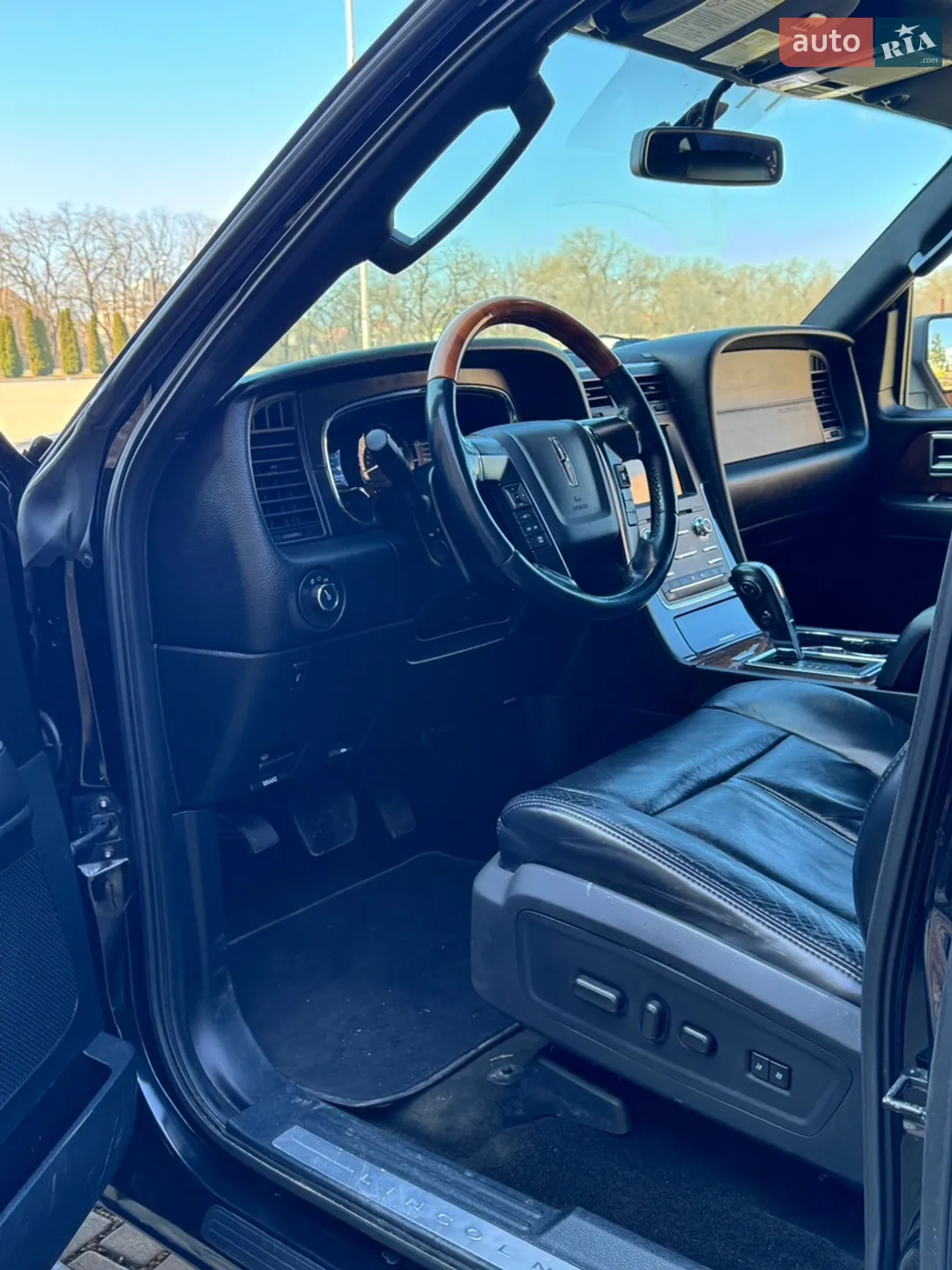 2015 Lincoln Navigator - мініатюра 9
