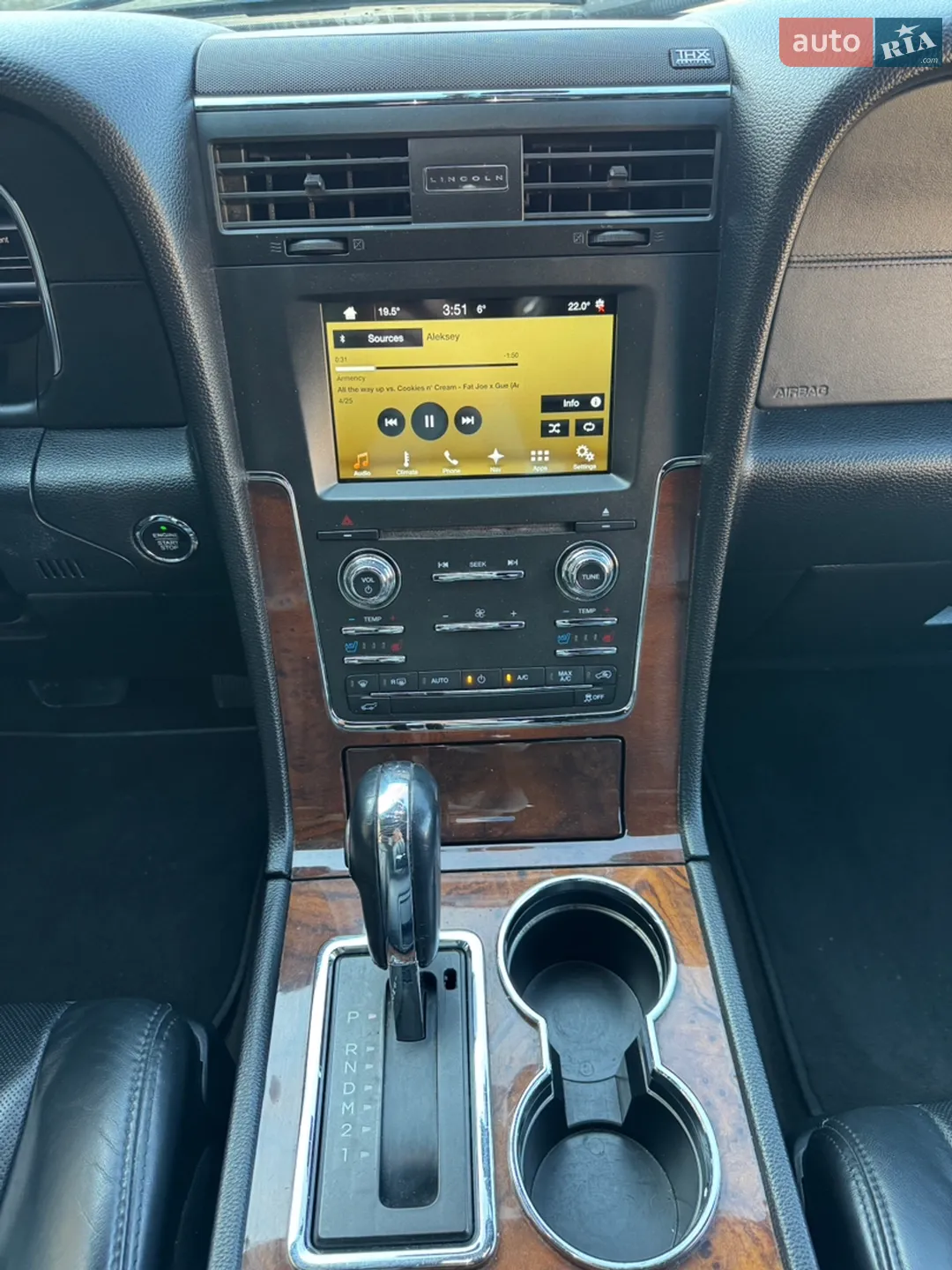 2015 Lincoln Navigator - мініатюра 17