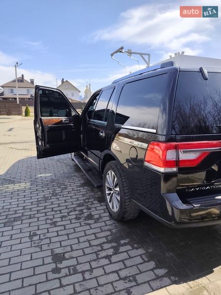 Внедорожник / Кроссовер Lincoln Navigator 2014 в Каменец-Подольском