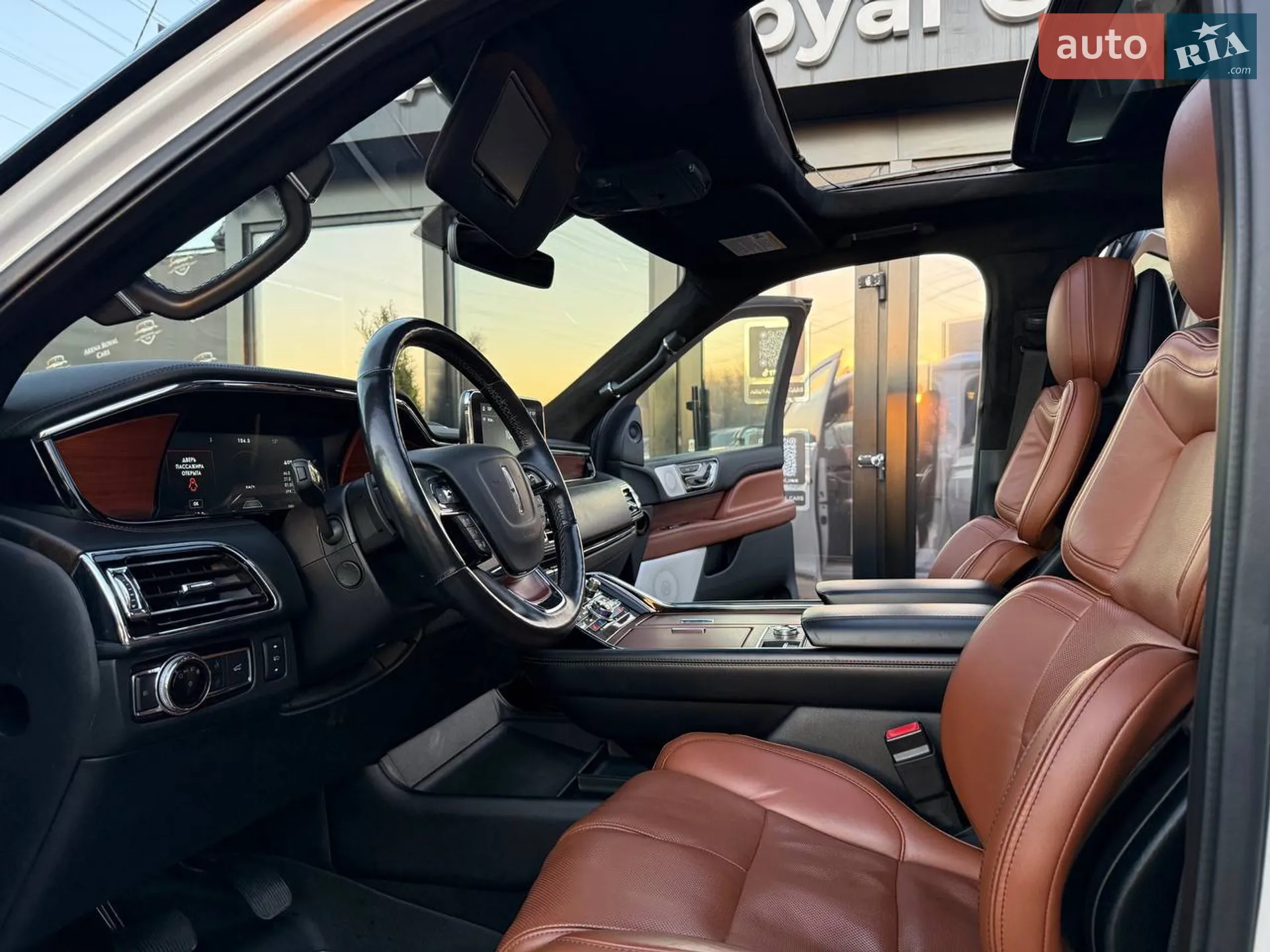 2018 Lincoln Navigator - мініатюра 15