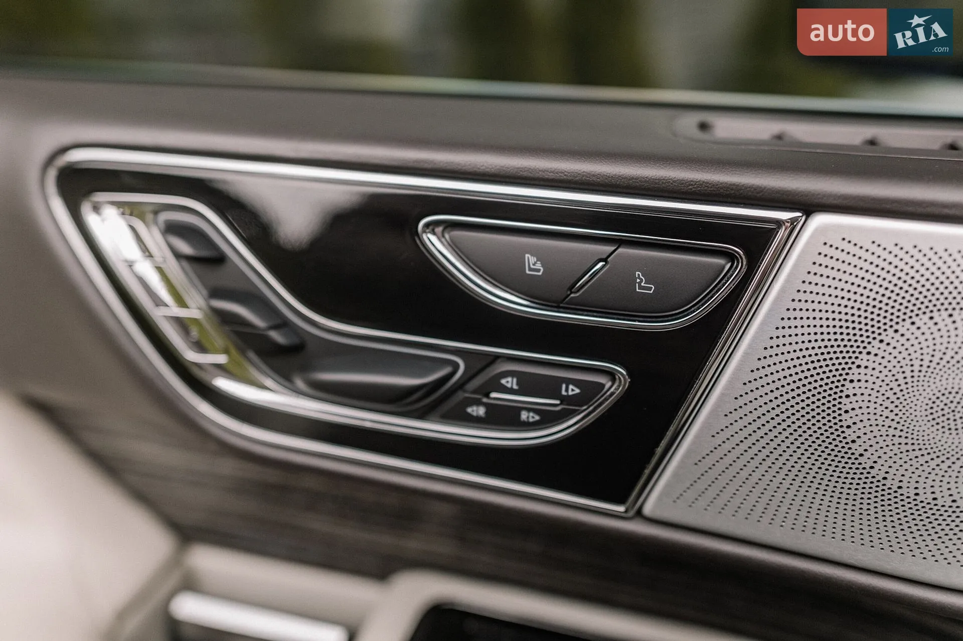 2022 Lincoln Navigator - мініатюра 33