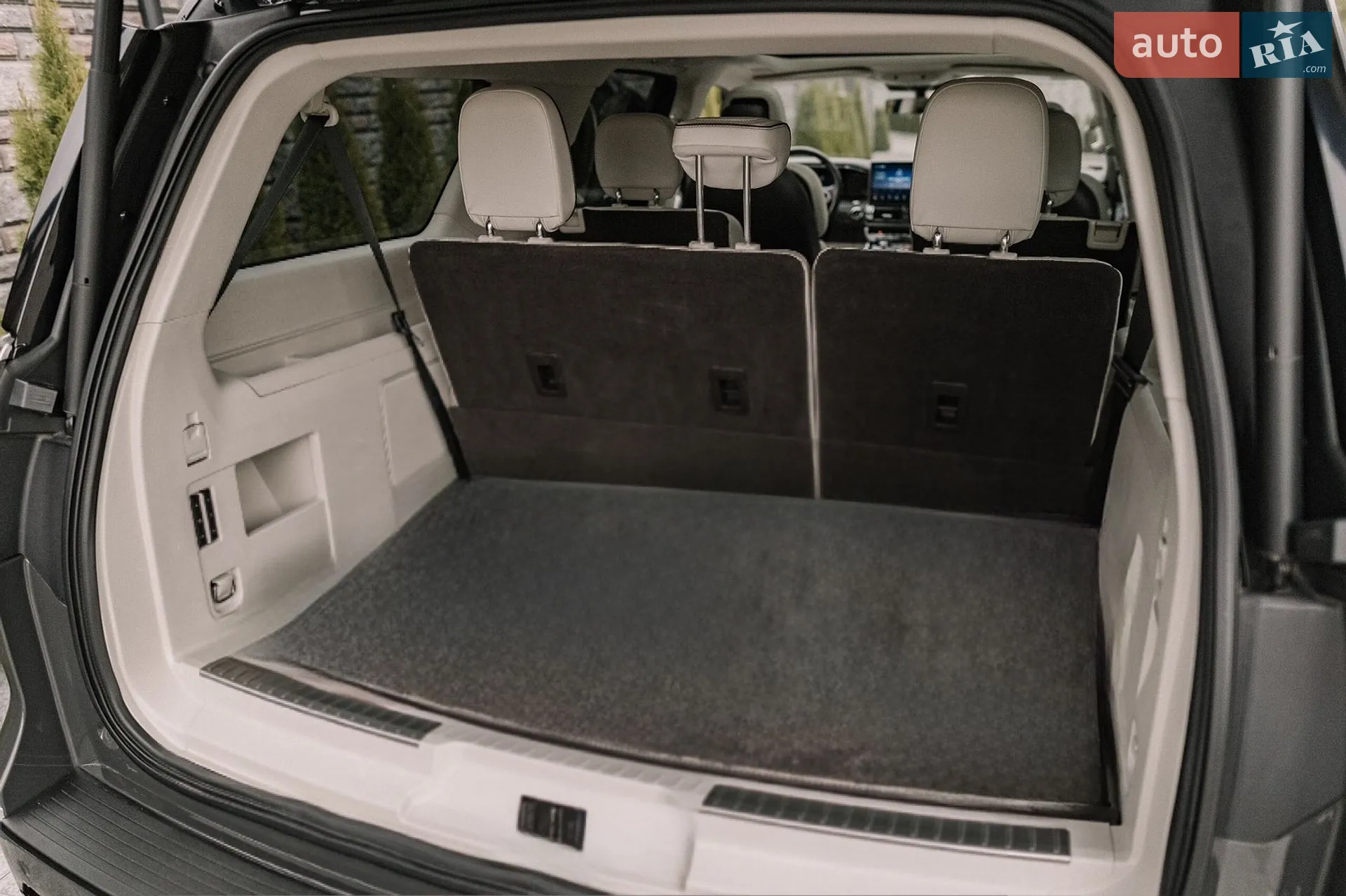 2022 Lincoln Navigator - мініатюра 82
