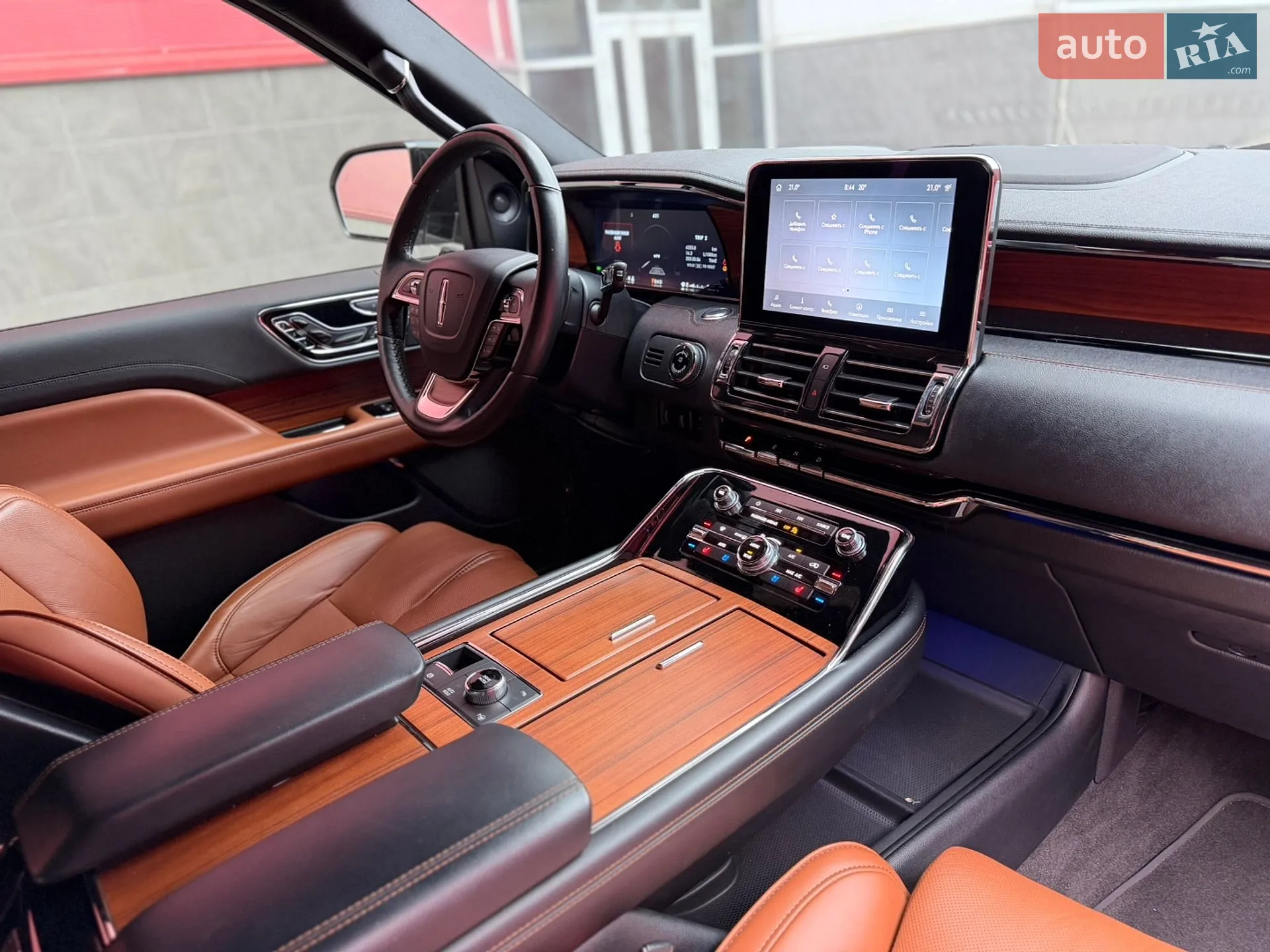 2019 Lincoln Navigator - мініатюра 39