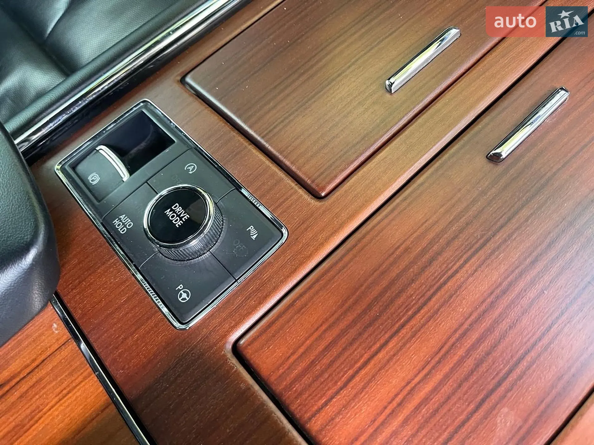 2020 Lincoln Navigator - мініатюра 18