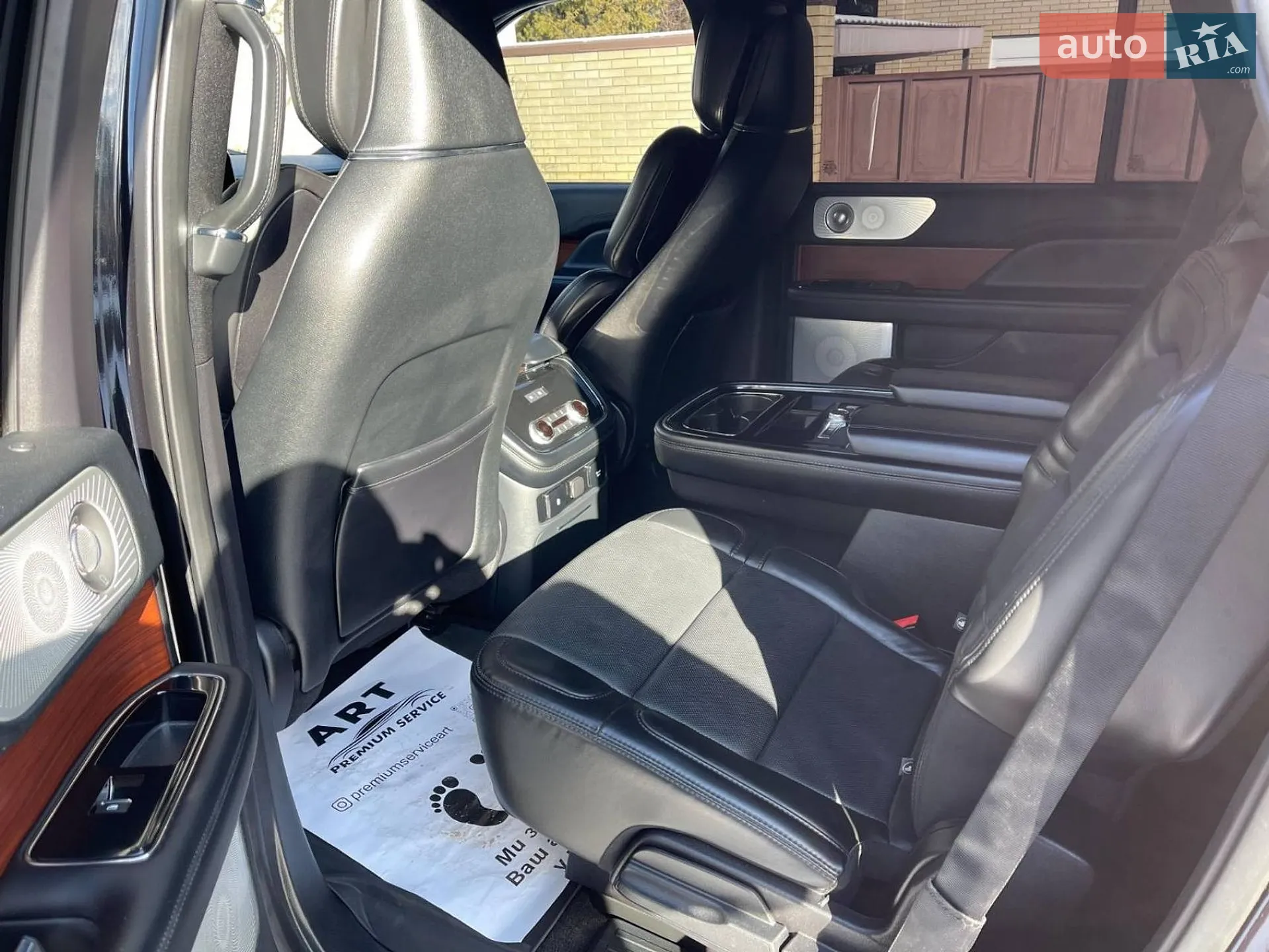 2020 Lincoln Navigator - мініатюра 23