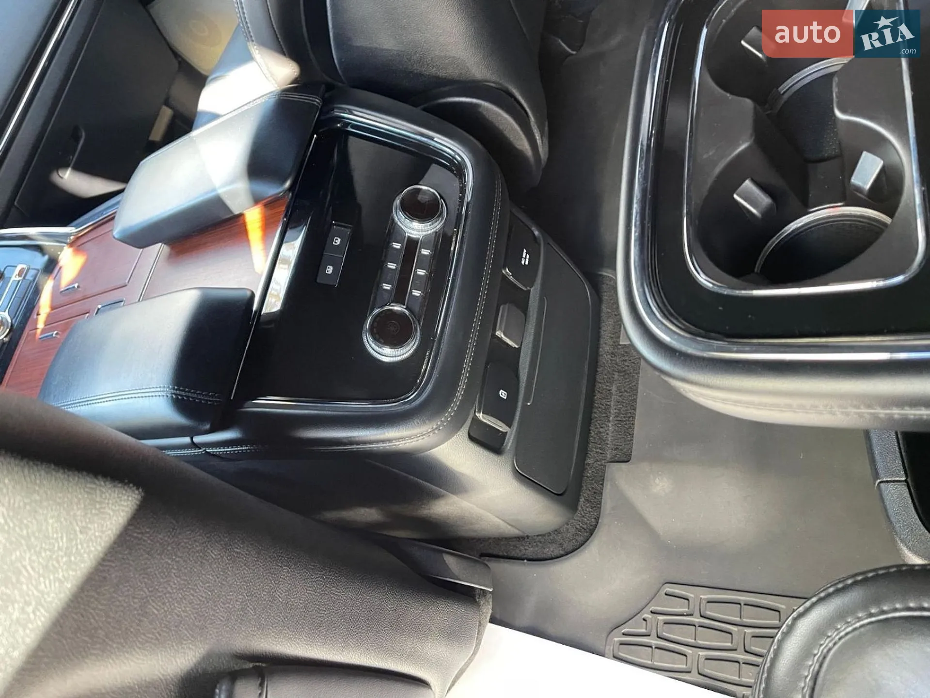 2020 Lincoln Navigator - мініатюра 24