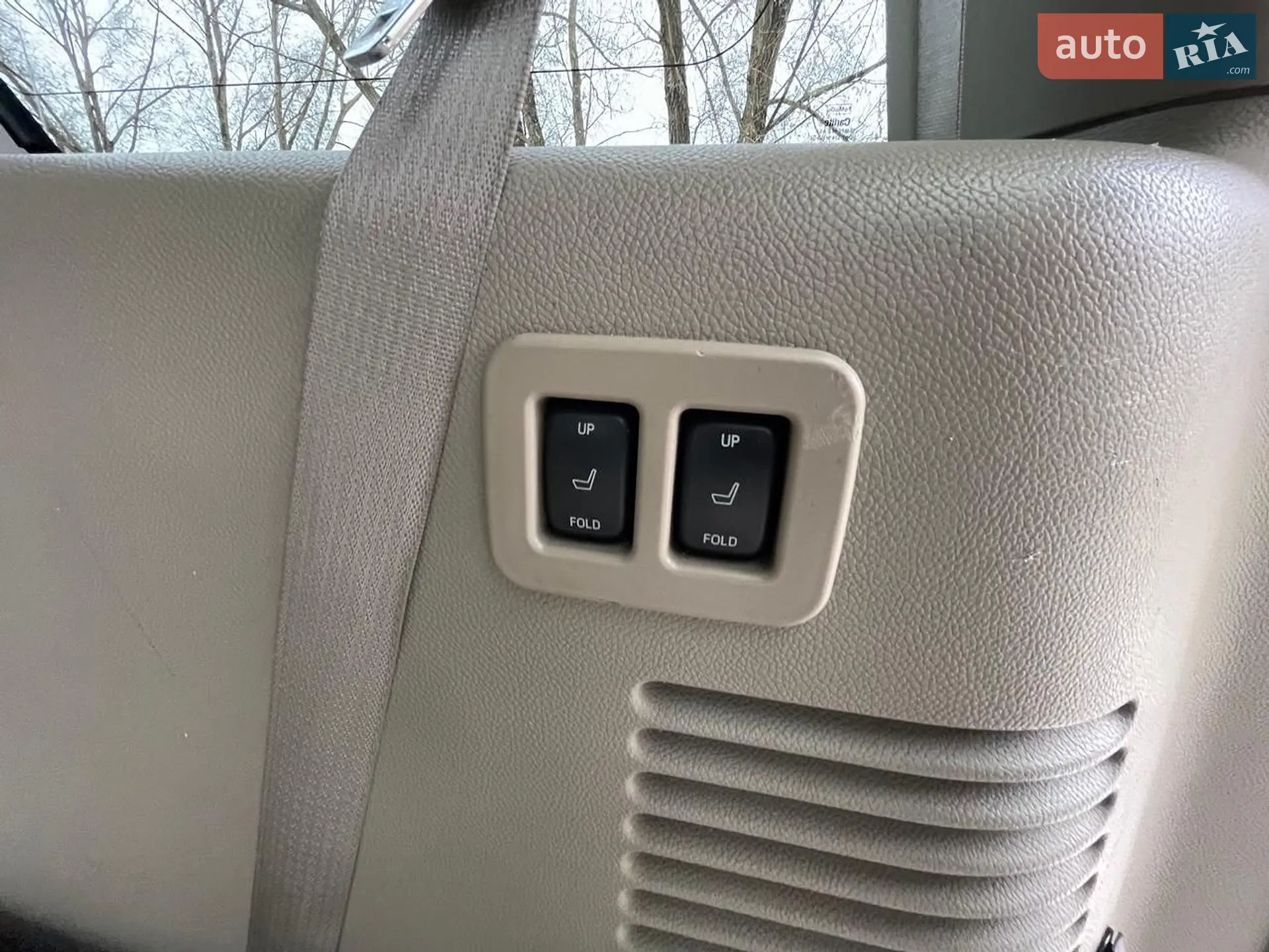 2011 Lincoln Navigator - мініатюра 12