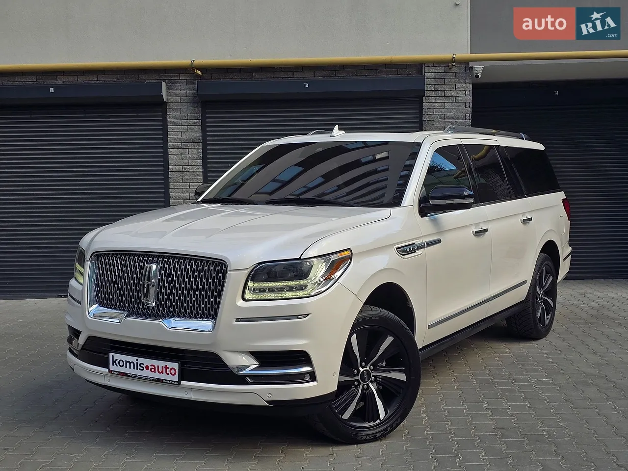 2019 Lincoln Navigator - мініатюра 32