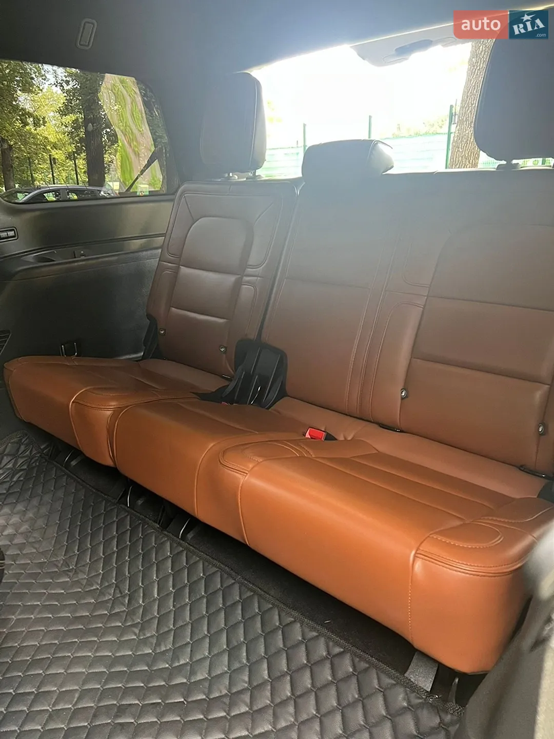 2019 Lincoln Navigator - мініатюра 47