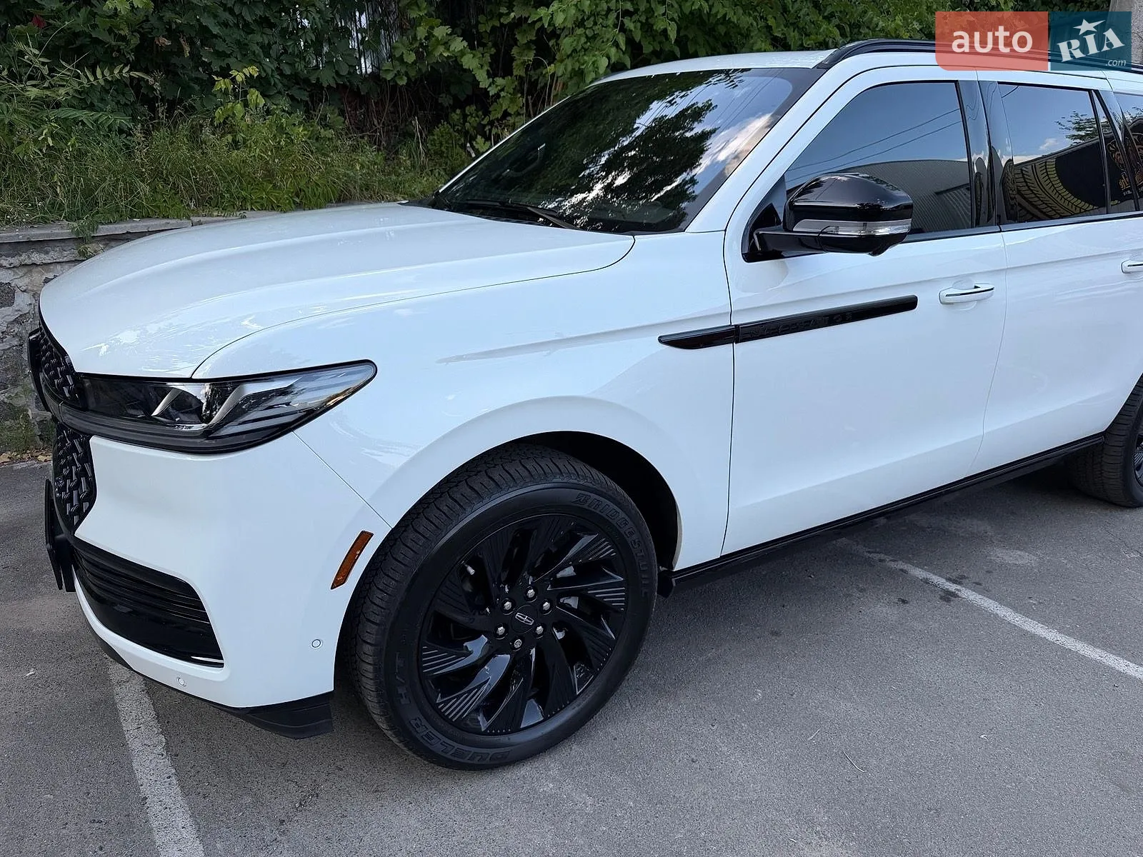 2025 Lincoln Navigator - мініатюра 12