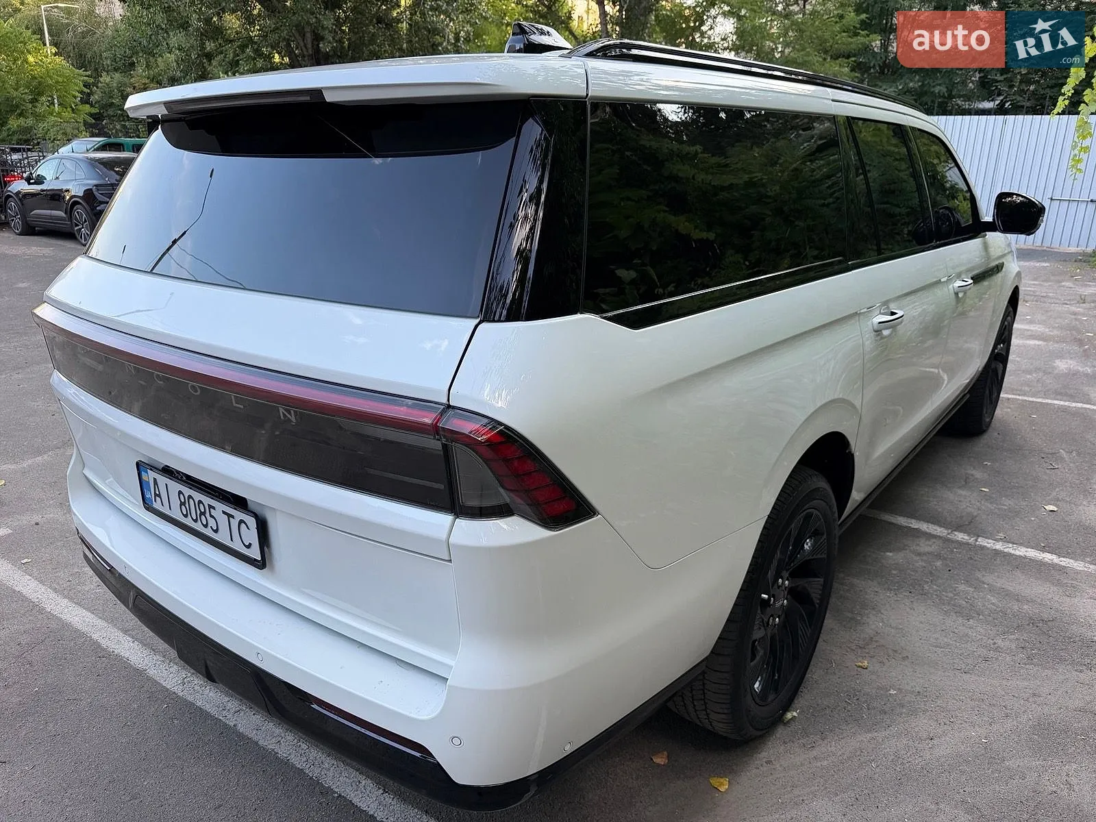 2025 Lincoln Navigator - мініатюра 17