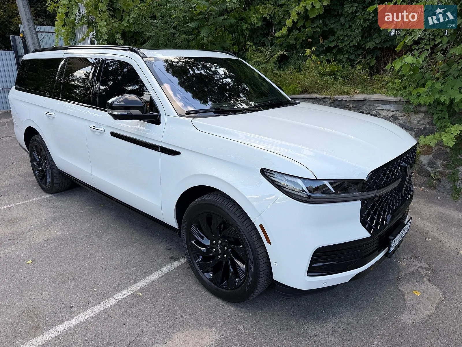 2025 Lincoln Navigator - мініатюра 23