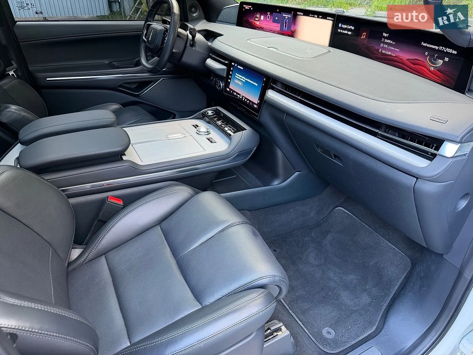 2025 Lincoln Navigator - мініатюра 34