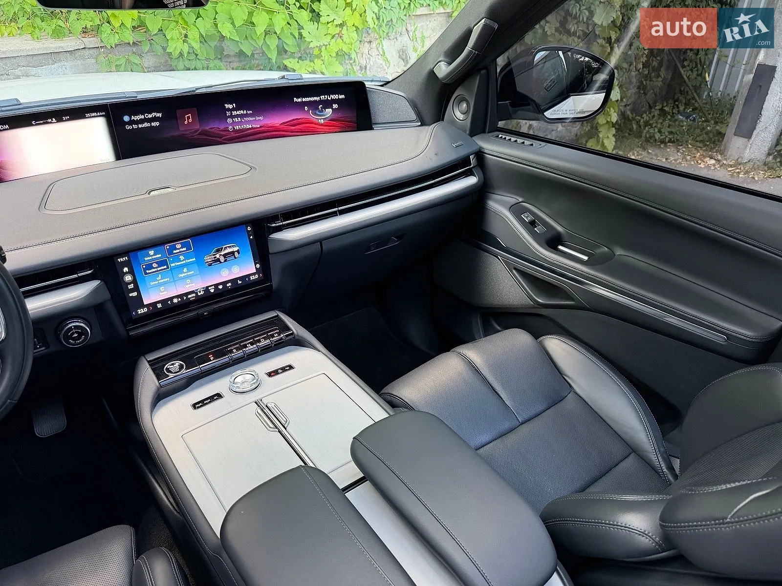2025 Lincoln Navigator - мініатюра 43