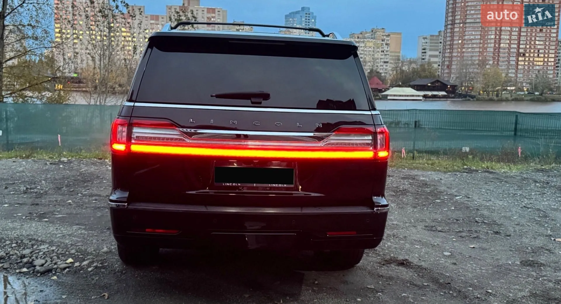 2018 Lincoln Navigator - мініатюра 13