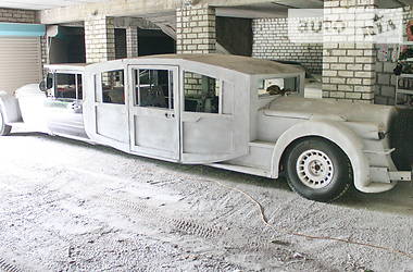 Лимузин Lincoln Town Car 1937 в Киеве