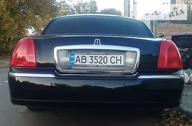 Седан Lincoln Town Car 2008 в Вінниці