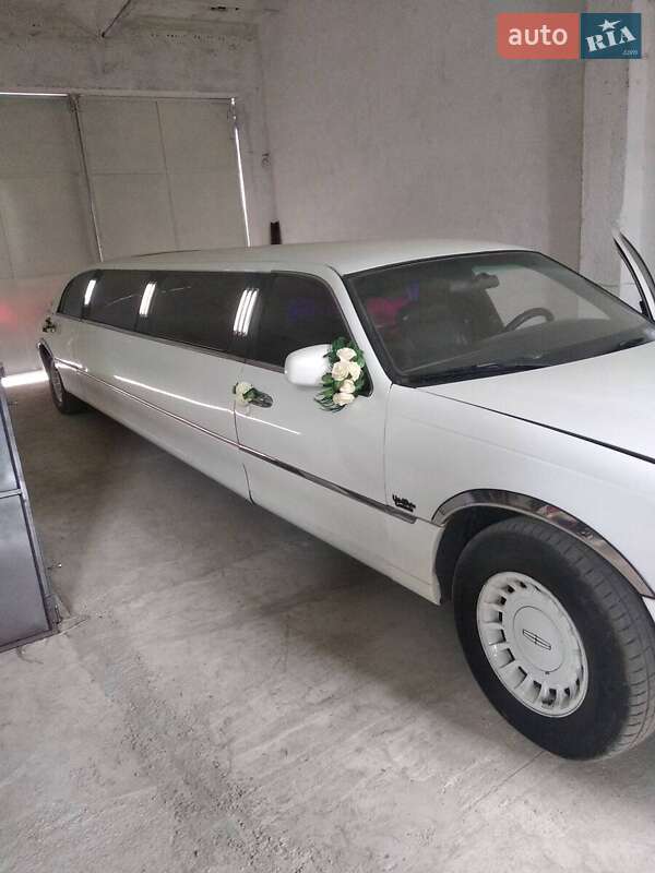 Lincoln Town Car 1999