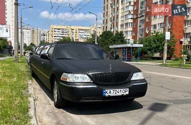 Лімузин Lincoln Town Car 2003 в Києві