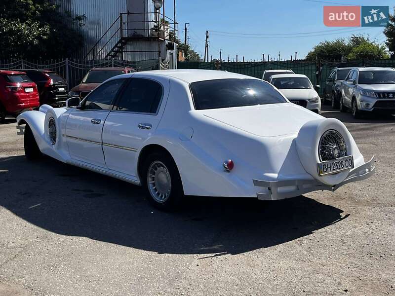 Седан Lincoln Town Car 1998 в Одессе