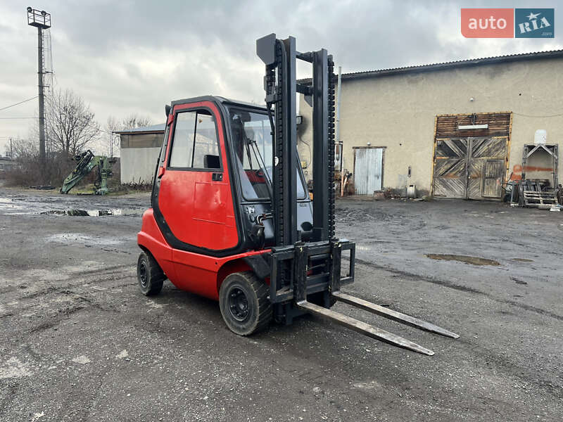 Вилочный погрузчик Linde H 20D-01 1996 в Тячеве