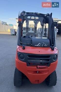 Вилочный погрузчик Linde H-25-T-02 2012 в 