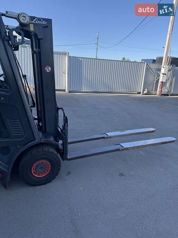 Вилочный погрузчик Linde H-25-T-02 2012 в Ровно фото 7 Вилочный погрузчик Linde H-25-T-02 2012 в Ровно