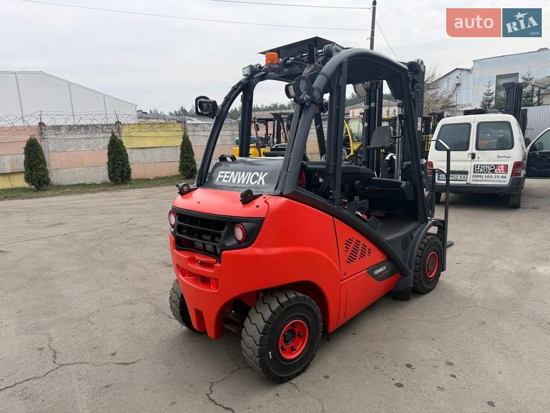 Вилочный погрузчик Linde H-25-T-02 2020 в Киеве
