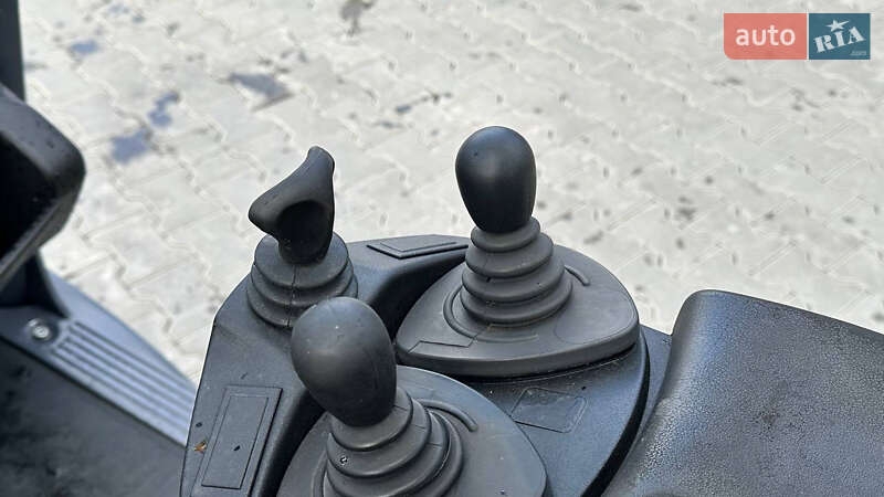 Вилочный погрузчик Linde H 25D 2008 в Житомире фото 8 Вилочный погрузчик Linde H 25D 2008 в Житомире