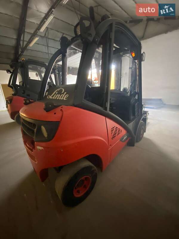 Вилочный погрузчик Linde H 25T-03 2017 в Луцке