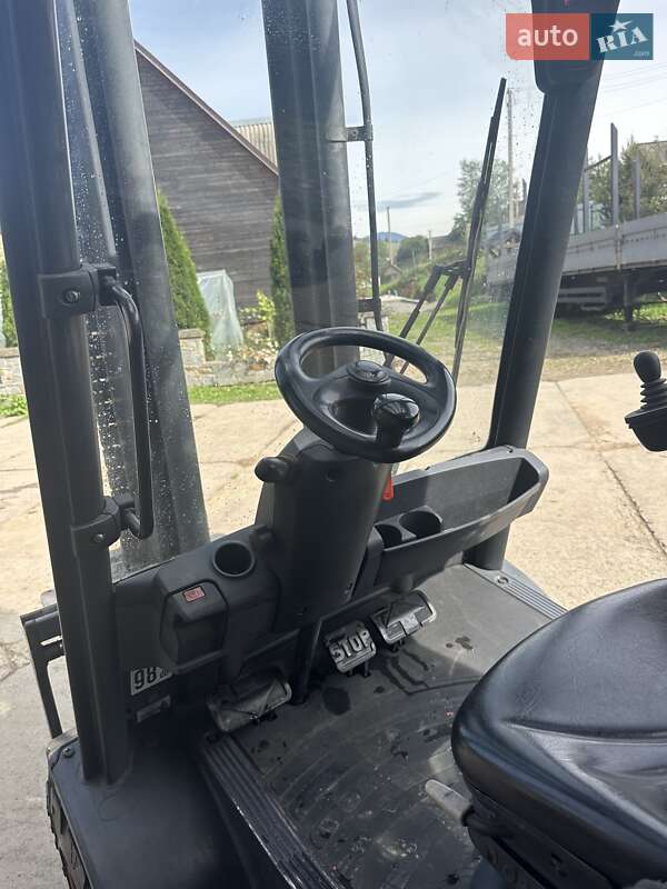 Вилочный погрузчик Linde H 30D 2004 в Сколе