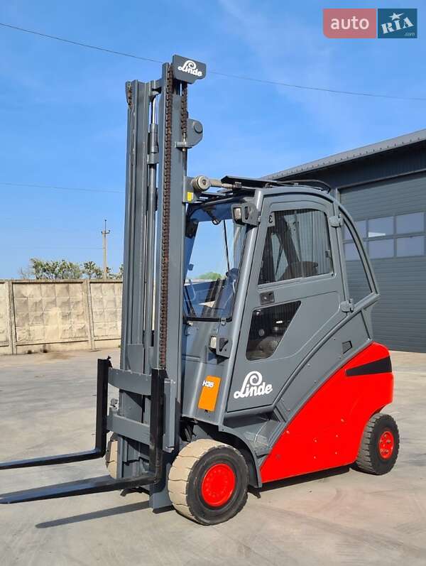 Вилочный погрузчик Linde H 35T-01 2004 в Ровно