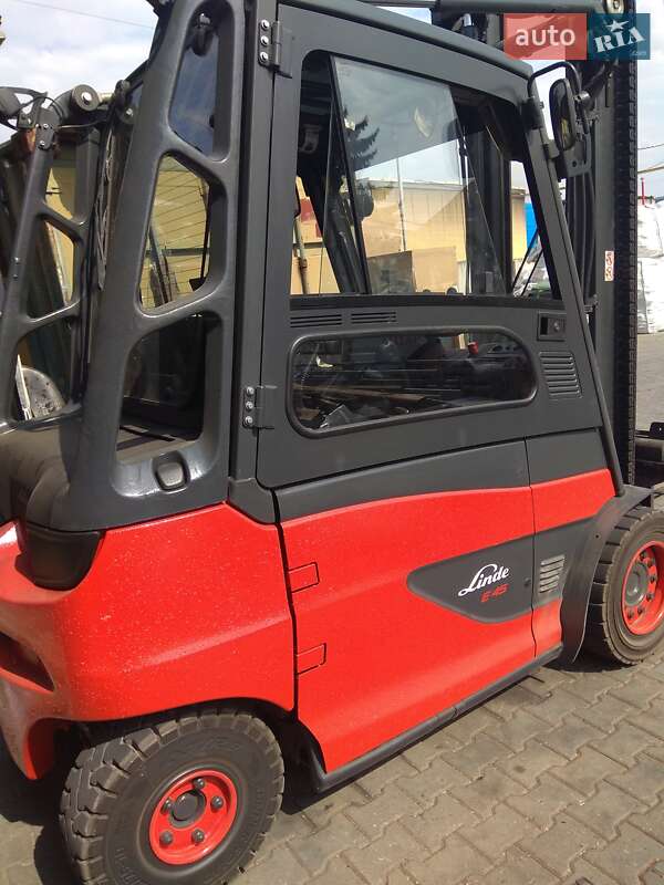 Вилочный погрузчик Linde H 45 2019 в 