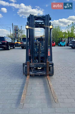Вилочний навантажувач Linde H16Т 2010 в 