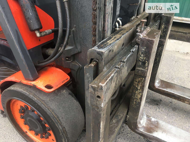 Вилочный погрузчик Linde H30Т 2010 в Тячеве