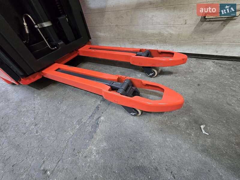 Штабелер Linde L 2021 в Киеве