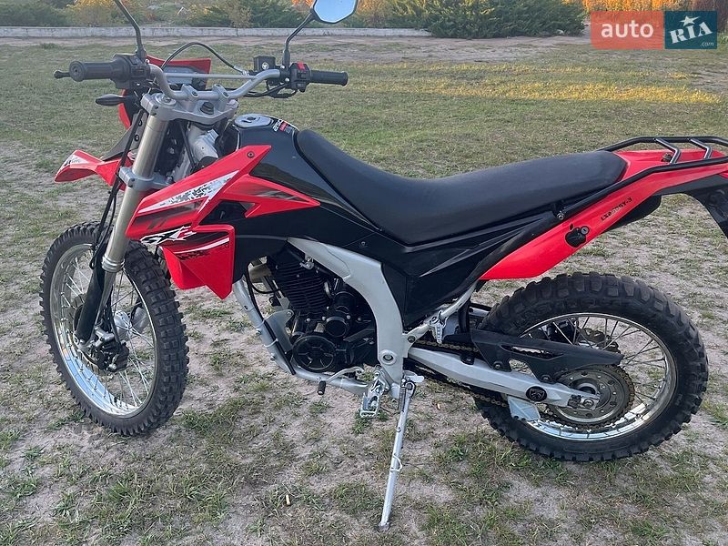 Мотоцикл Кросс Loncin 250 2024 в Рокитному