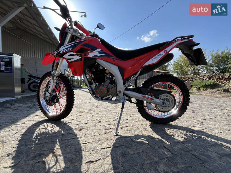 Мотоцикл Кросс Loncin 250CC 2023 в Сарнах