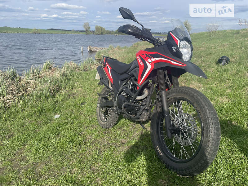 Мотоцикл Внедорожный (Enduro) Loncin LX 200-GY3 2019 в Бурыни