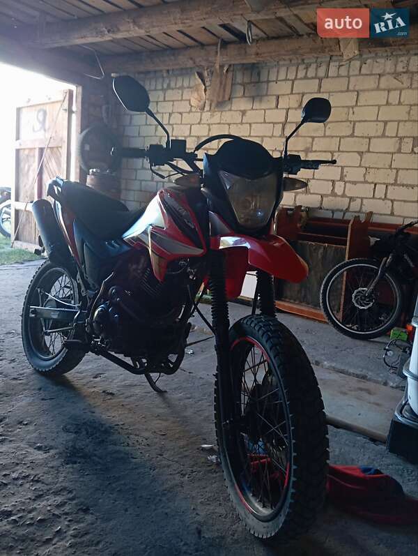 Мотоцикл Кросс Loncin LX 200-GY3 2016 в 