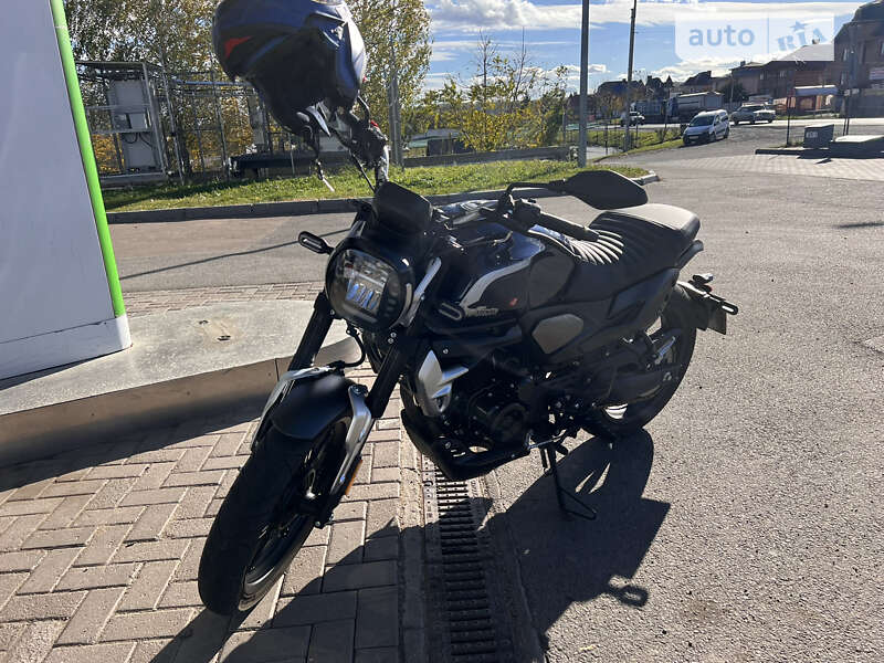 Кафе рейсер Loncin LX 250-12C 2020 в Черновцах фото 3 Кафе рейсер Loncin LX 250-12C 2020 в Черновцах