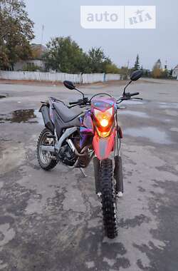 Мотоцикл Кросс Loncin LX 250GY-3 2015 в Дубровице