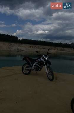 Мотоцикл Классік Loncin LX 250GY-3 2024 в Вараші