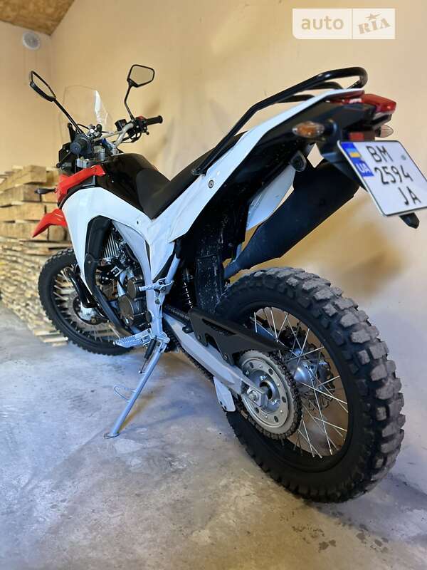 Мотоцикл Внедорожный (Enduro) Loncin LX 300GY-A 2022 в Путивле фото 6 Мотоцикл Внедорожный (Enduro) Loncin LX 300GY-A 2022 в Путивле