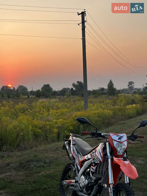 Мотоцикл Позашляховий (Enduro) Loncin LX 300GY 2018 в 